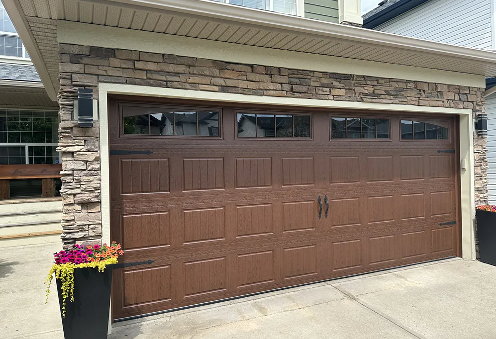 How to Choose the Right Garage Door Company in Calgary